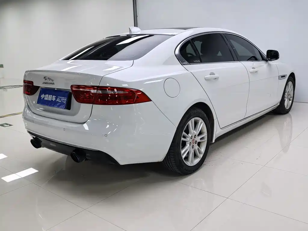 Jaguar XEL — миниатюра 7