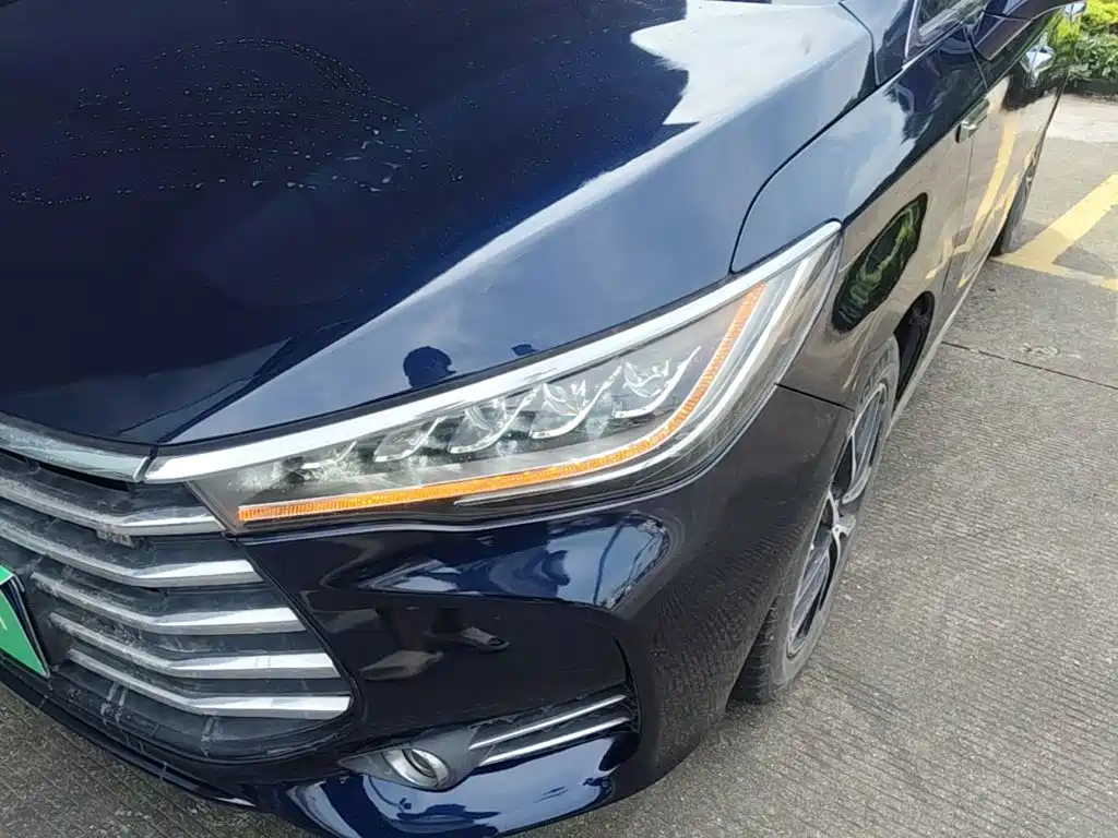 BYD MAX — миниатюра 24