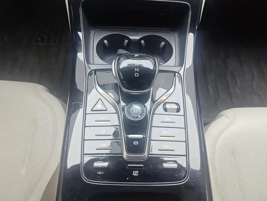 BYD Qin PLUS — миниатюра 16