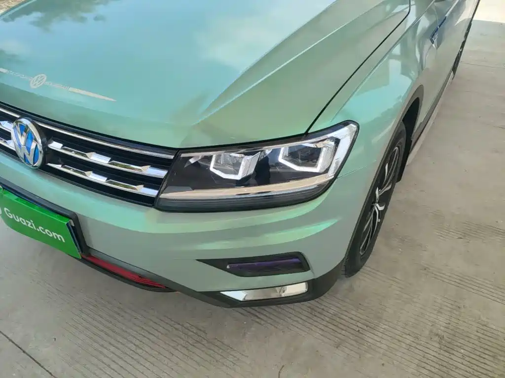 Volkswagen Tiguan L — миниатюра 24