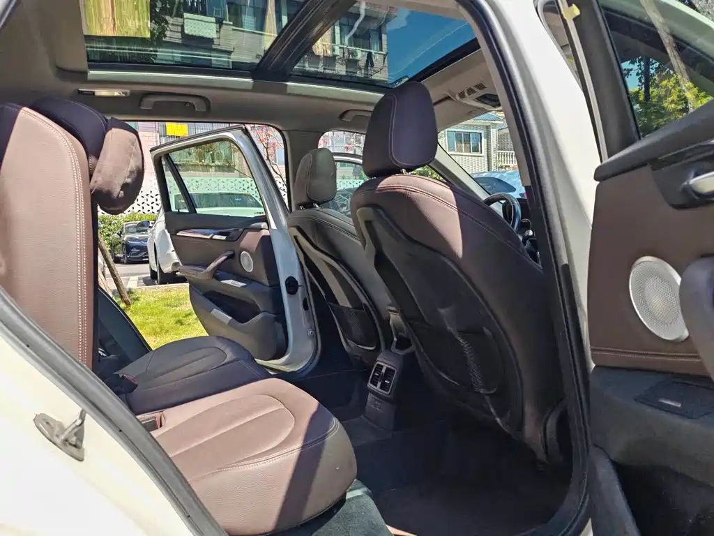 BMW X1 — миниатюра 12