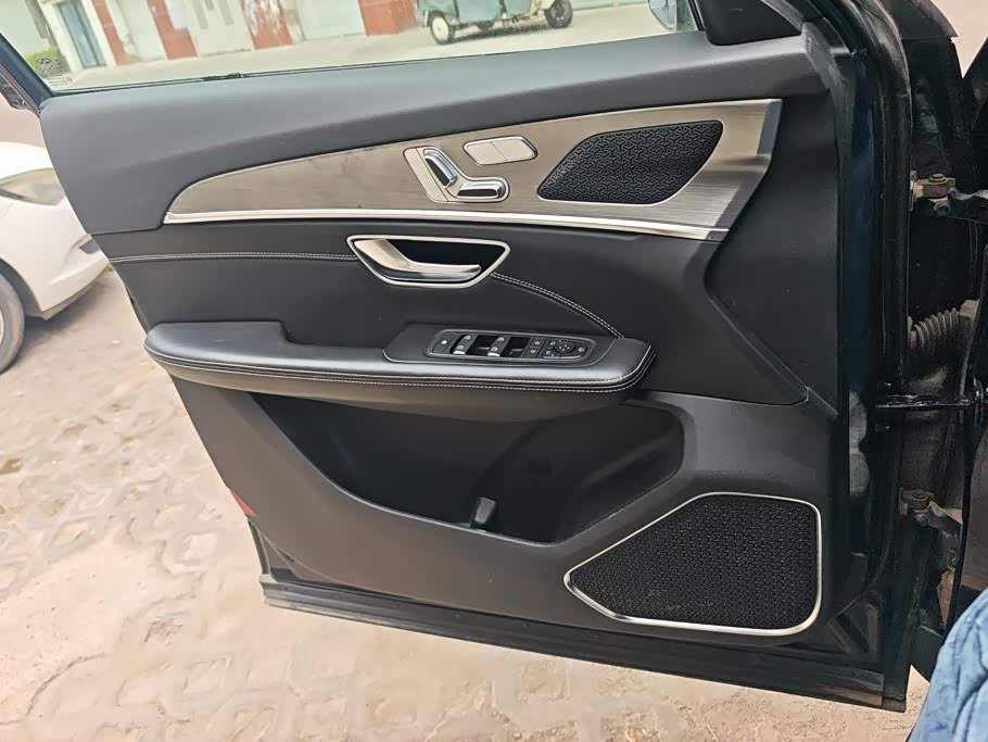 Jetour Jetour X70 PLUS 1.5 л 2021 г. Чёрный, пробег 38000 км