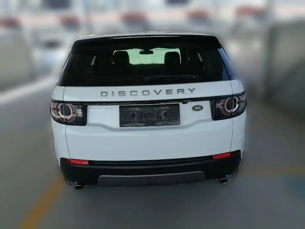 Land Rover Discovery Sport — миниатюра 8