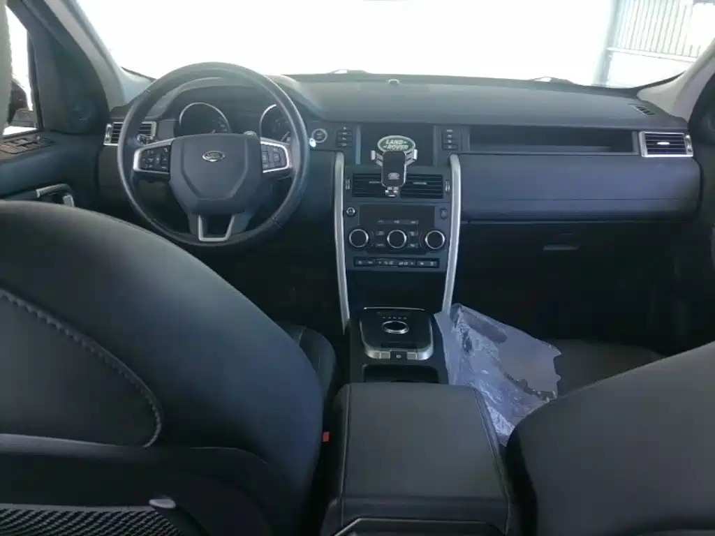 Land Rover Discovery Sport — миниатюра 14