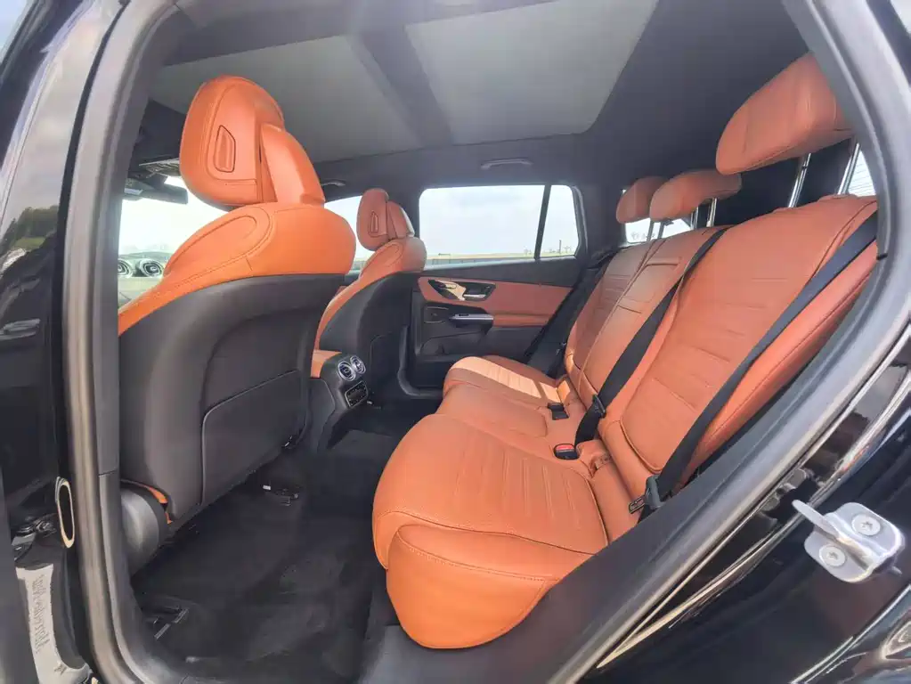 Mercedes-Benz GLC — миниатюра 11