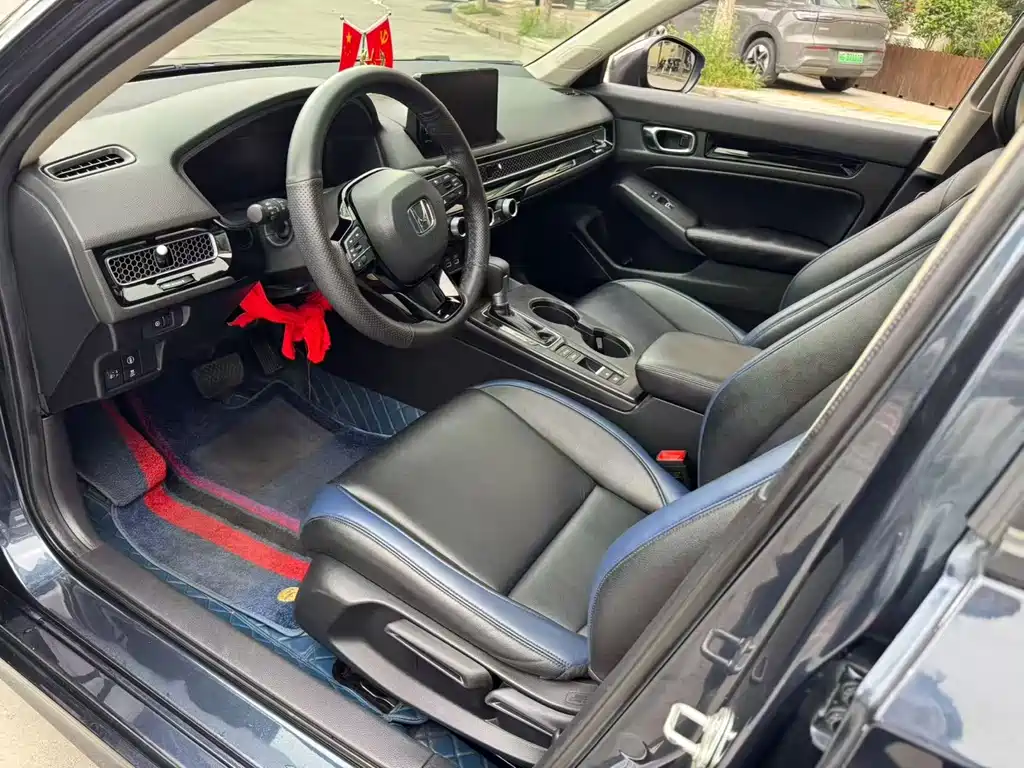 Honda Civic — миниатюра 4