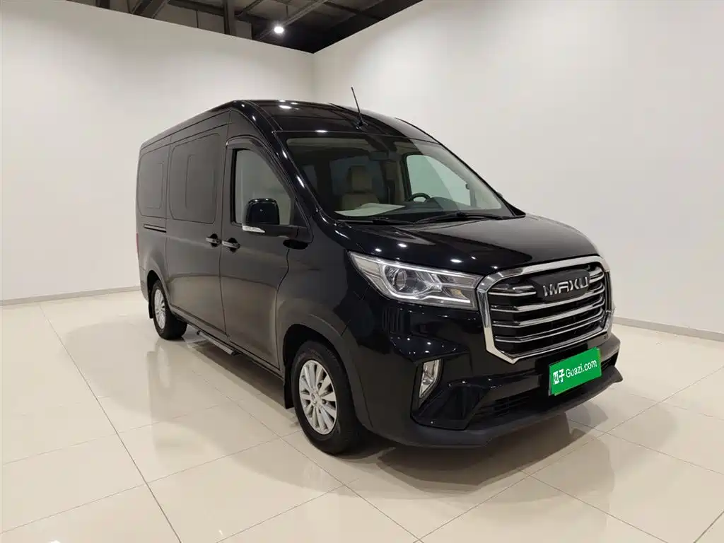 Maxus V90 2022 2.0T AT 6/7 мест