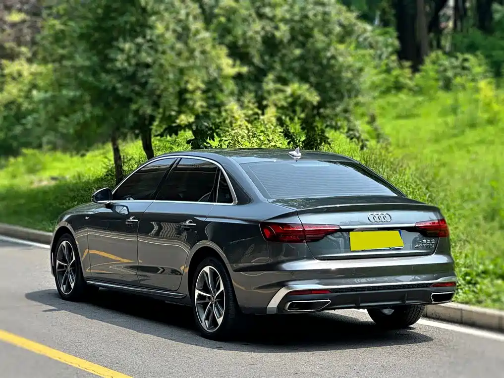 Audi A4L 2023 40 TFSI Fashion
