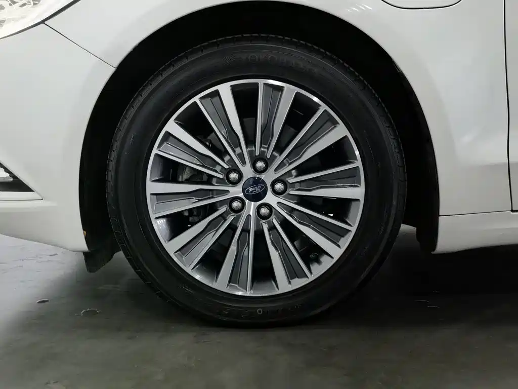 Ford Mondeo New Energy — миниатюра 17
