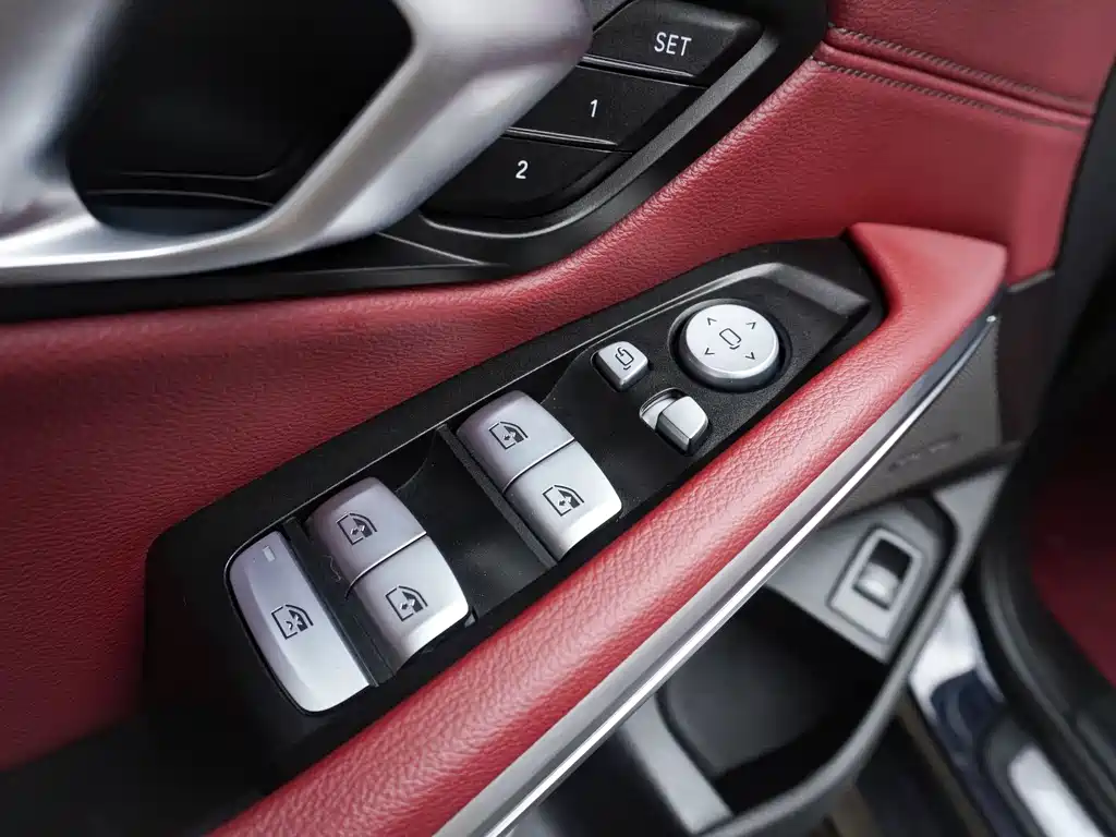 BMW 3 Series — миниатюра 8