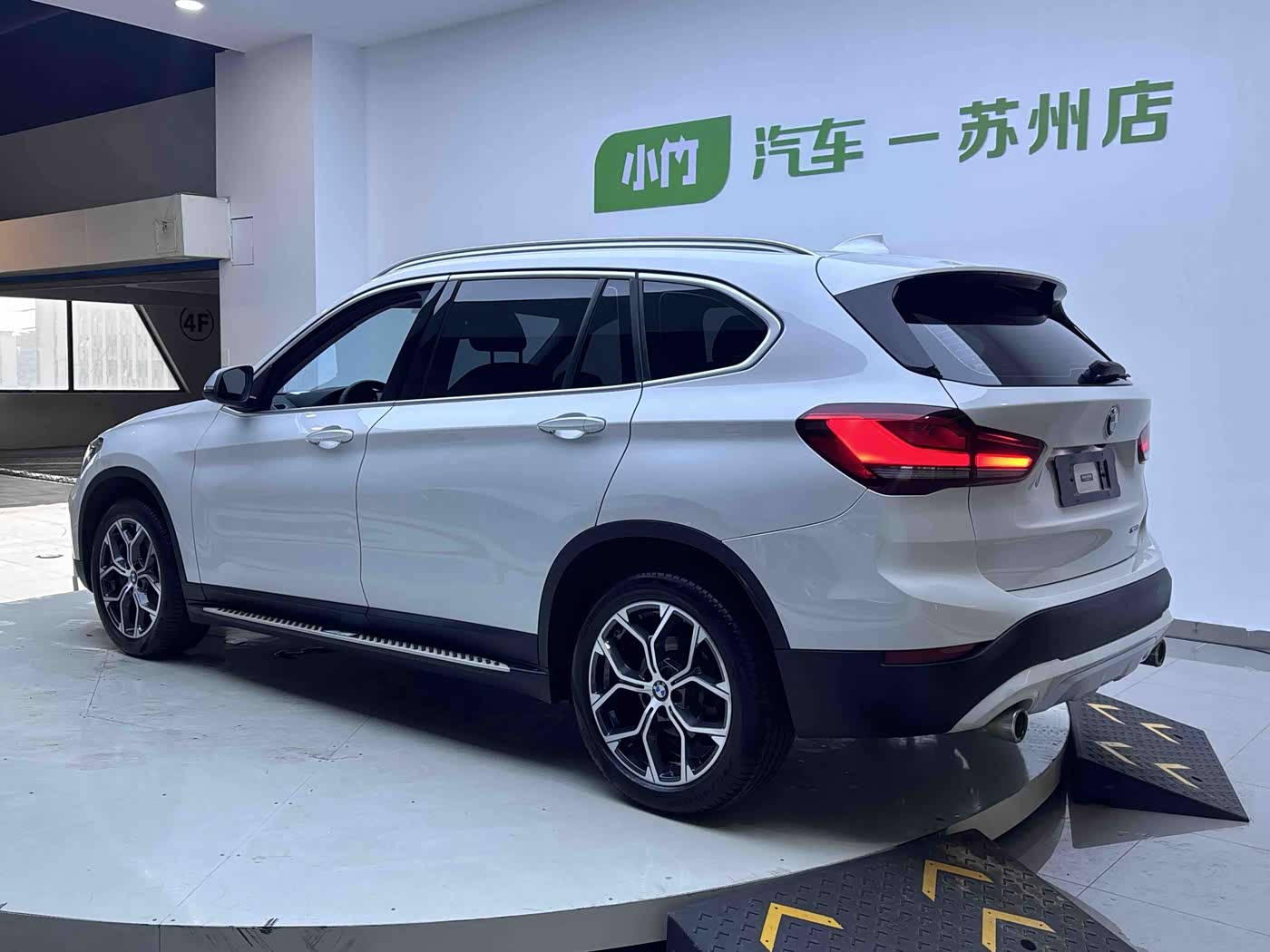 BMW X1 1.5 л 2022 г. Белый, пробег 44000 км