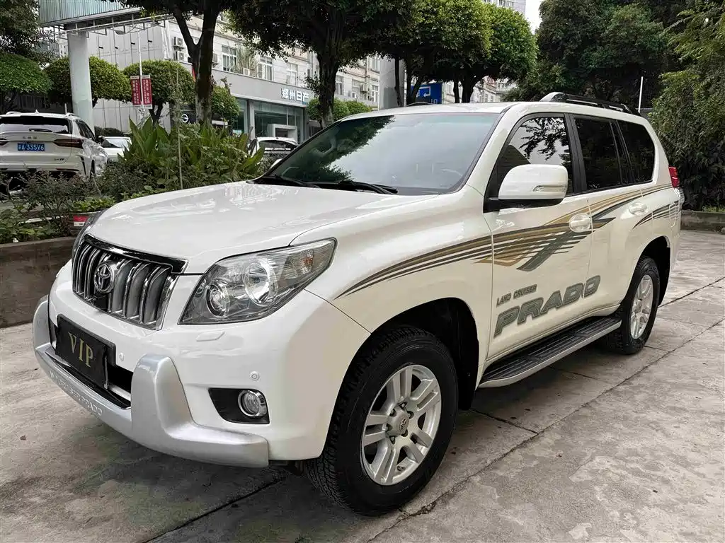 Toyota Land Cruiser Prado 2010 4.0L AT VX NAVI