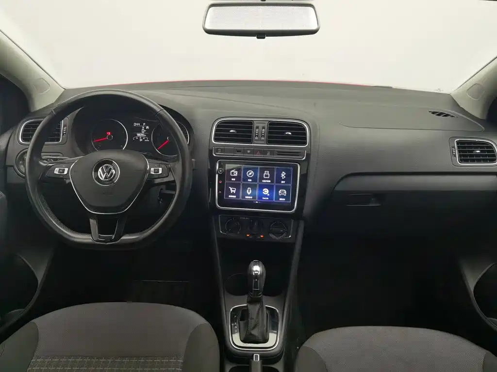 Volkswagen Polo — миниатюра 5