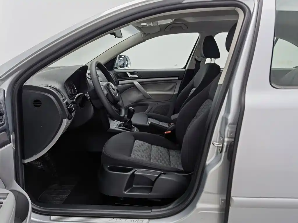 Skoda Octavia — миниатюра 10