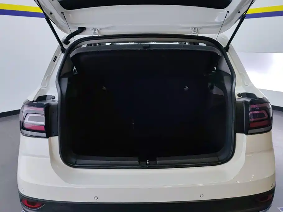 Volkswagen T-Cross — миниатюра 4