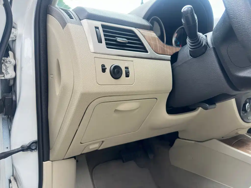 Buick Excelle 1.5L Auto Classic Type, фото 12