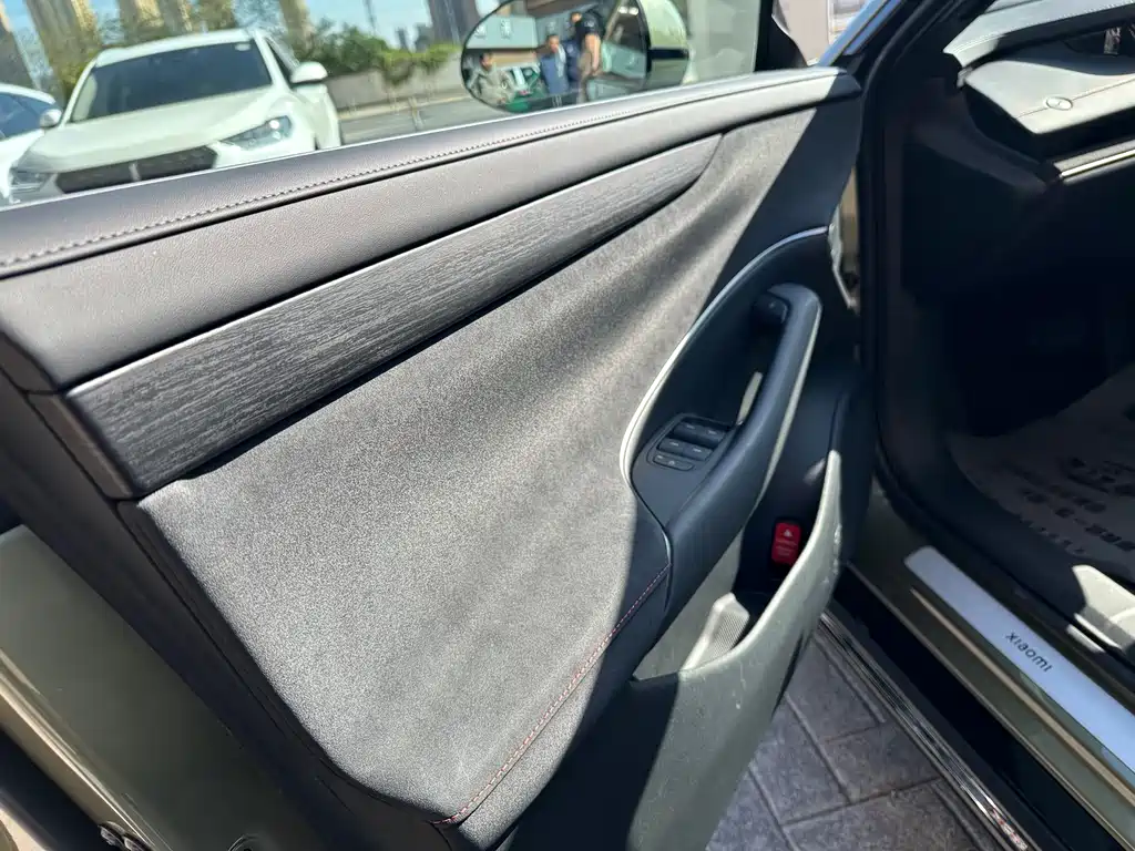 XIAOMI CAR XIAOMI SU7