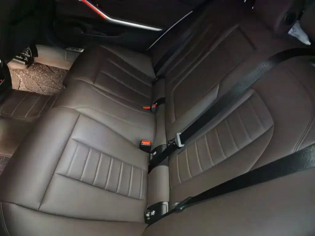 BMW 3 Series — миниатюра 15