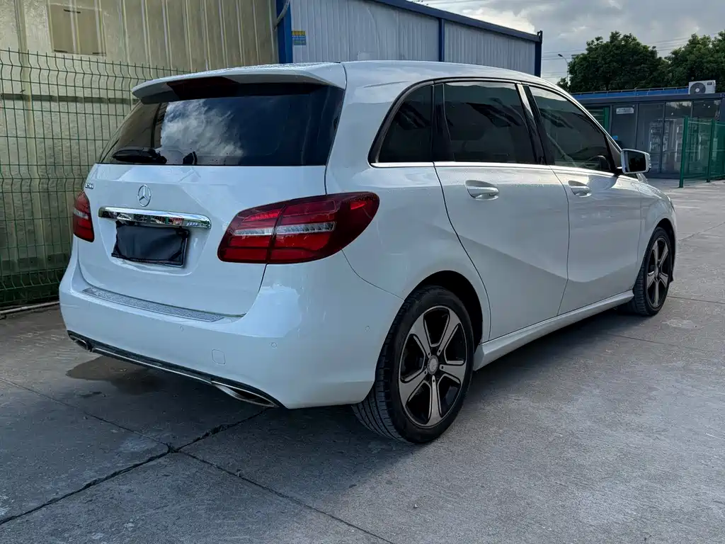 Mercedes-Benz B-Class — миниатюра 19