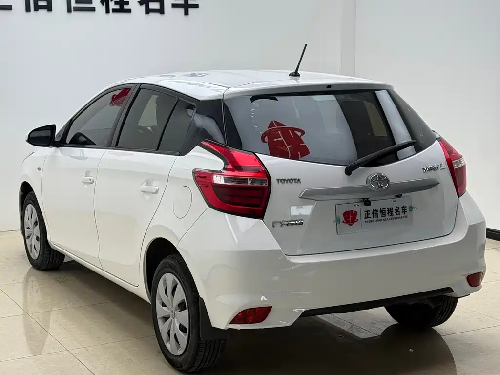 Toyota Yaris L — миниатюра 26