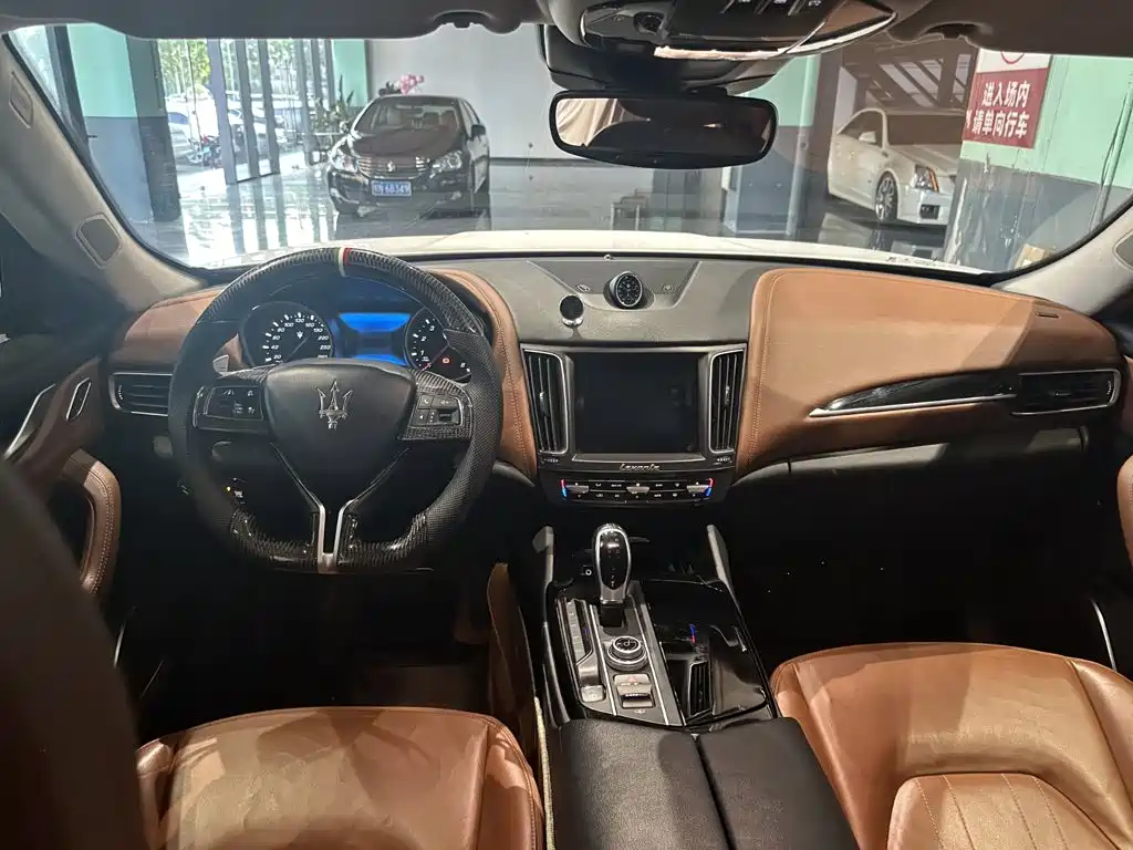 Maserati Levante — миниатюра 9
