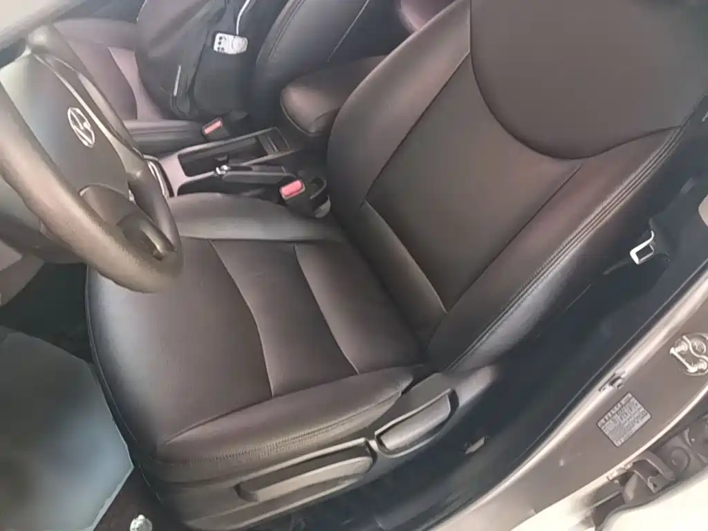 Hyundai Elantra Langdong — миниатюра 15