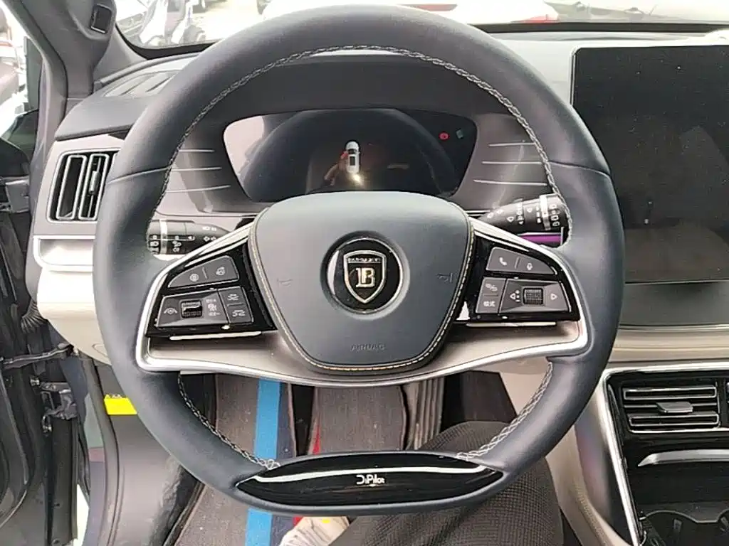 BYD Tang New Energy — миниатюра 11