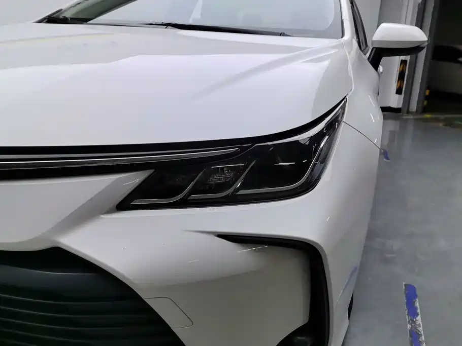Toyota Corolla — миниатюра 5