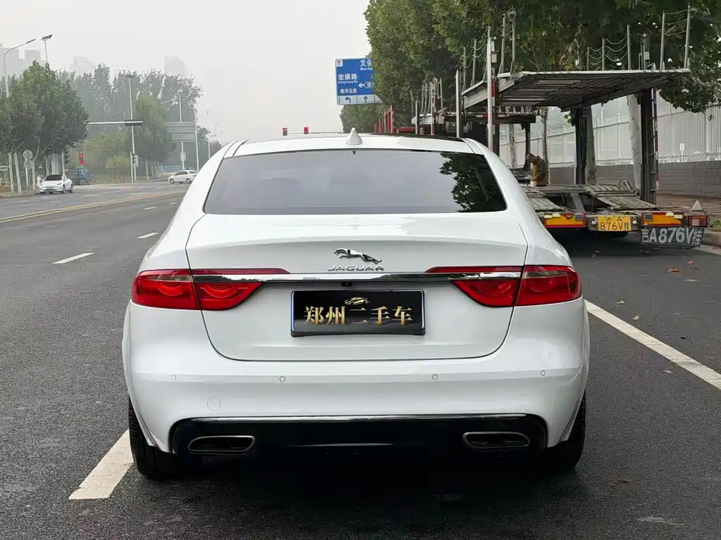 Jaguar XFL — миниатюра 20