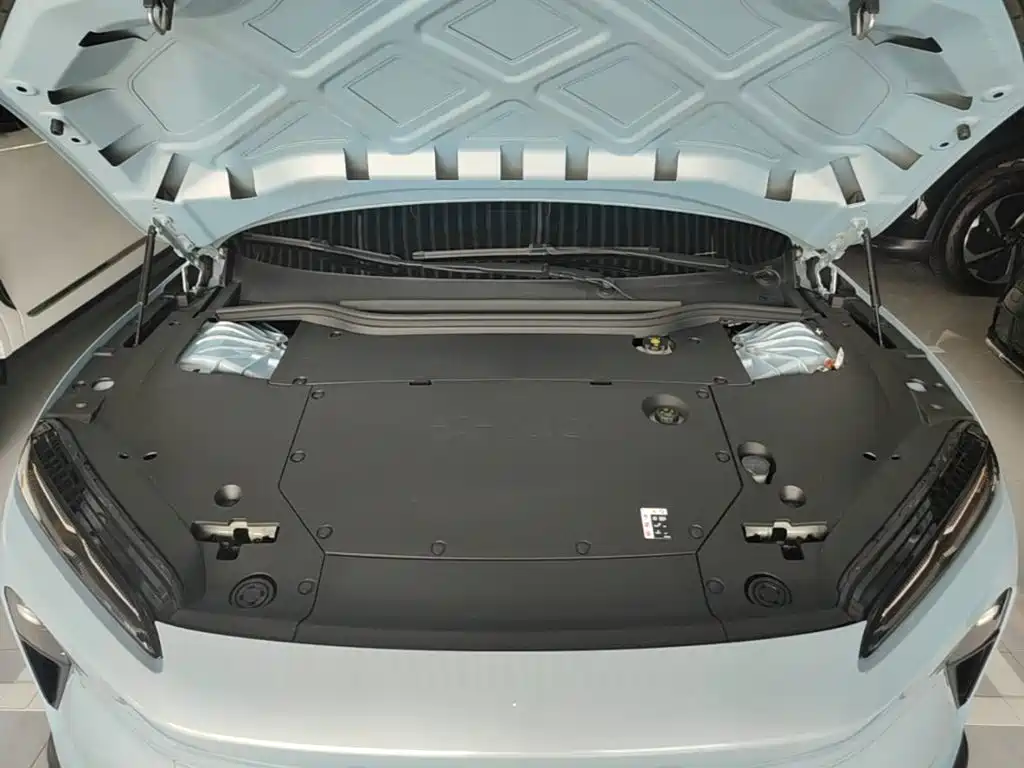NIO ET5 — миниатюра 20