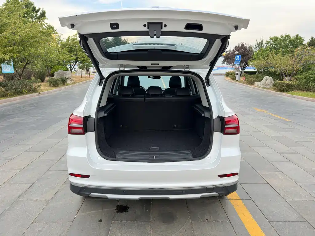 Roewe RX5 New Energy — миниатюра 19