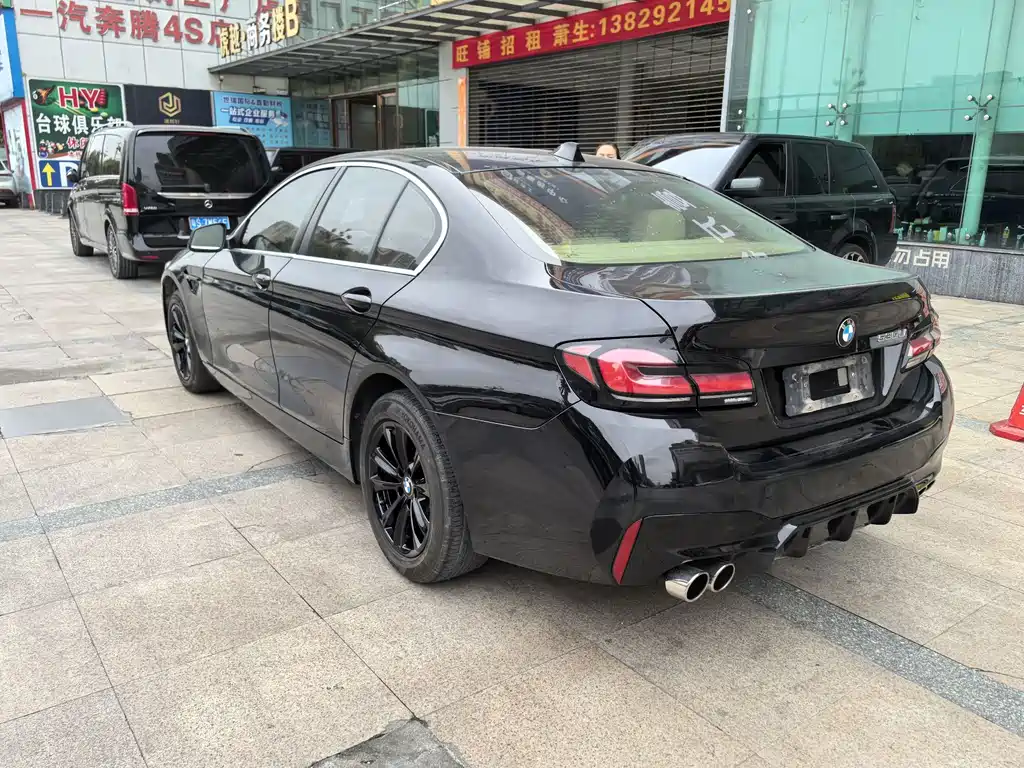 BMW 5 Series (Import) — миниатюра 10