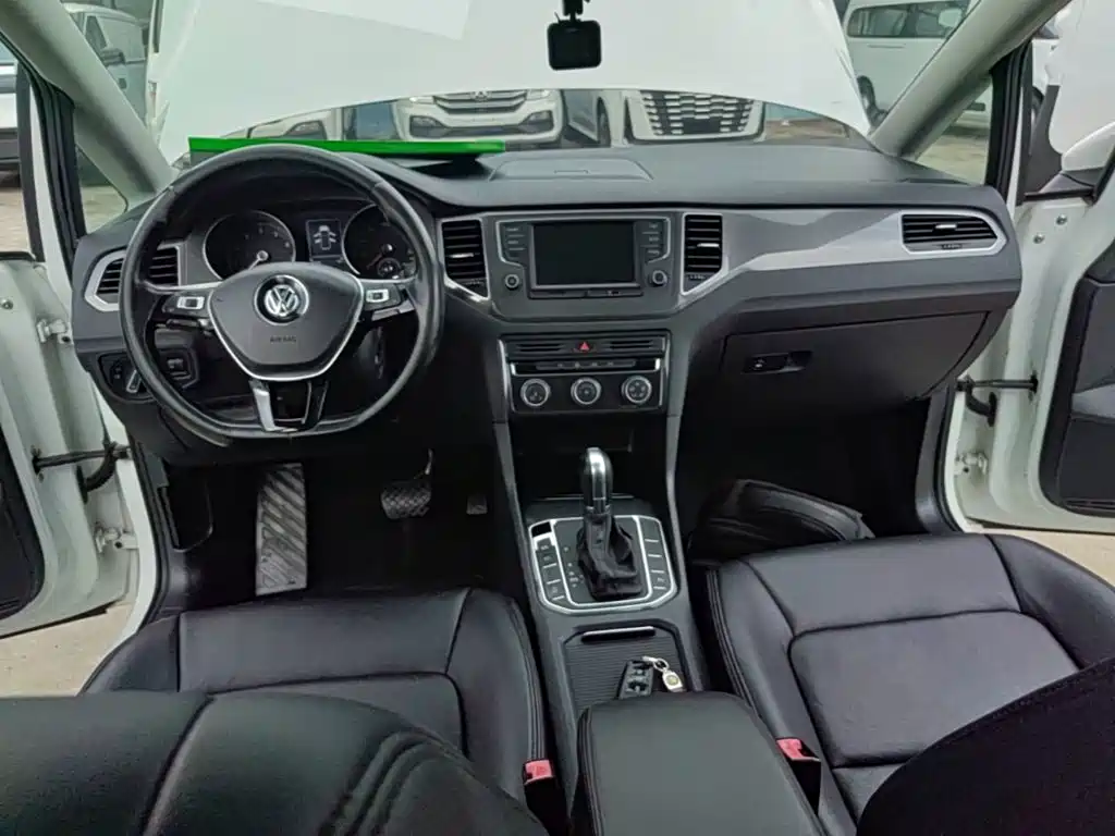 Volkswagen Golf Sportsvan — миниатюра 10