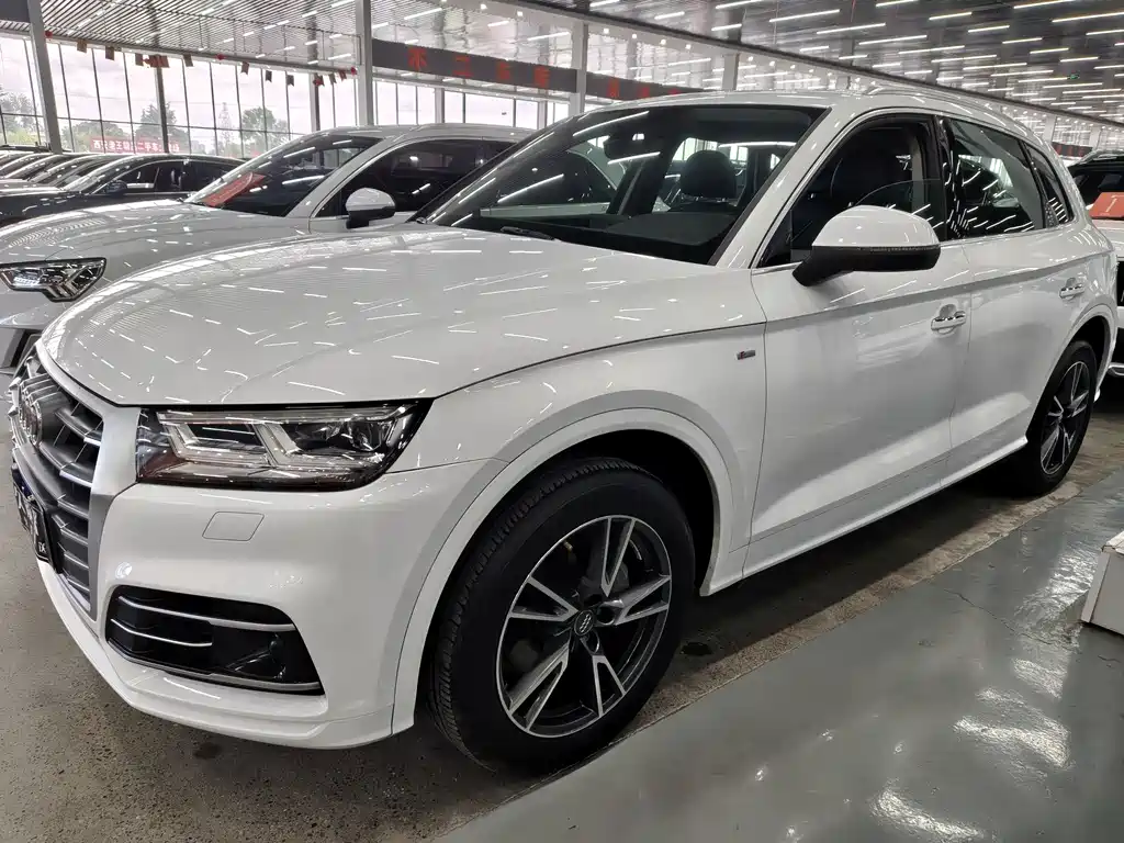 Audi Q5L — миниатюра 7