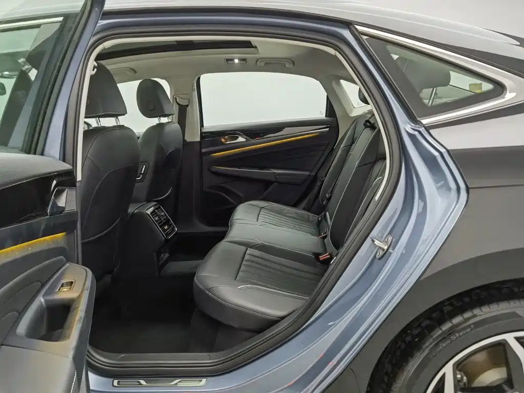 Volkswagen Passat — миниатюра 15