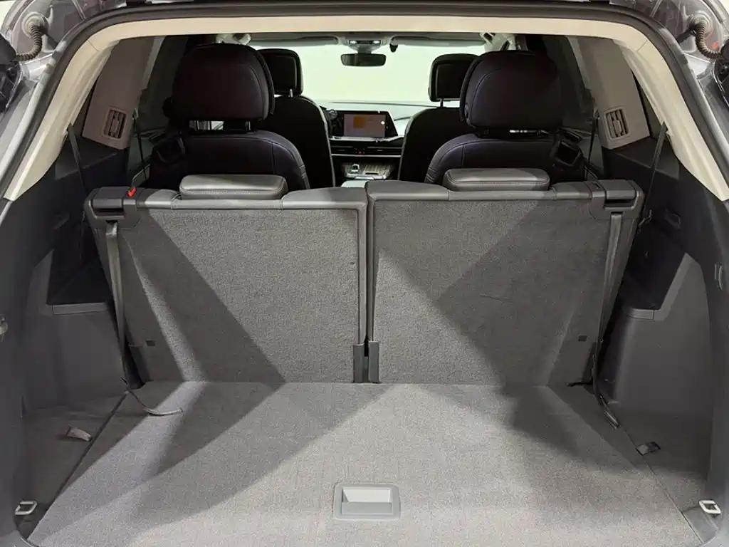 Volkswagen Talagon — миниатюра 21