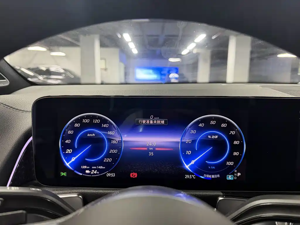 Mercedes-Benz EQB — миниатюра 14
