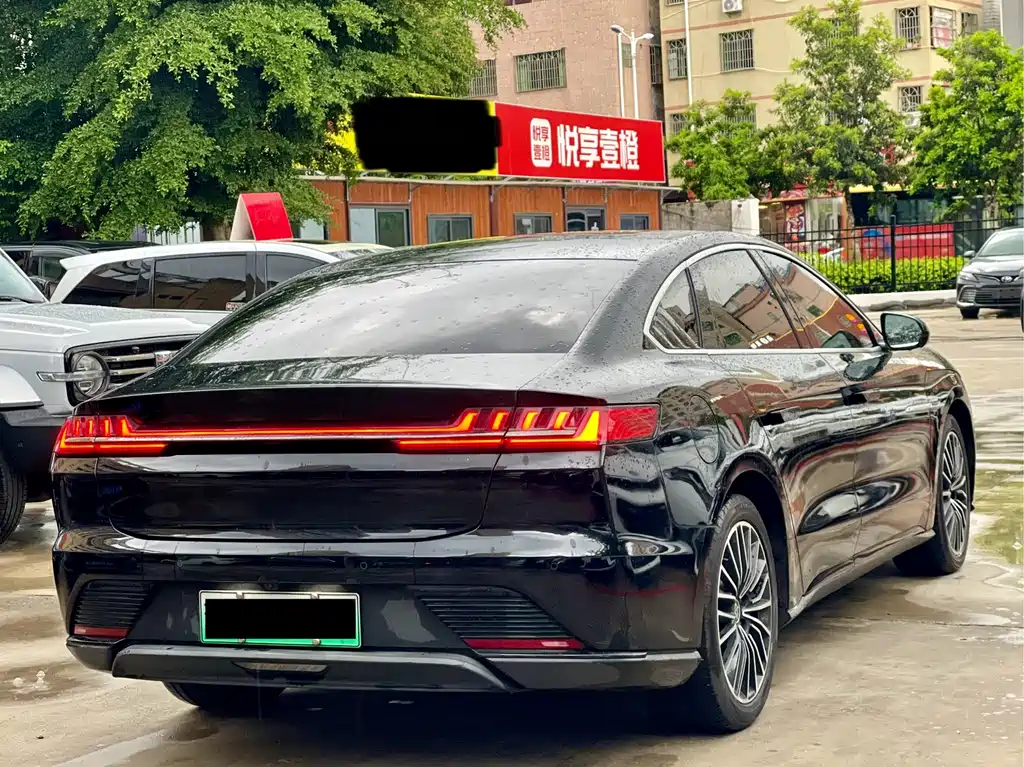 BYD Han — миниатюра 9