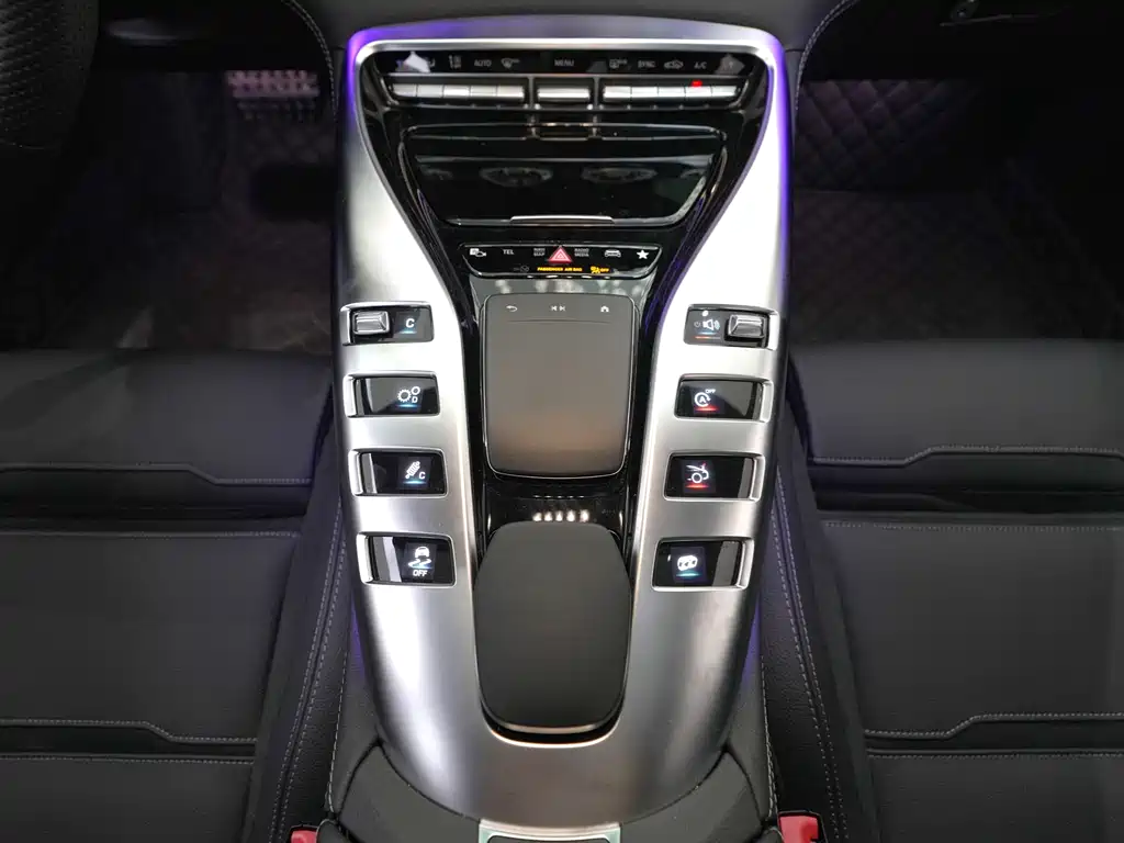 MERCEDES-BENZ AMG GT