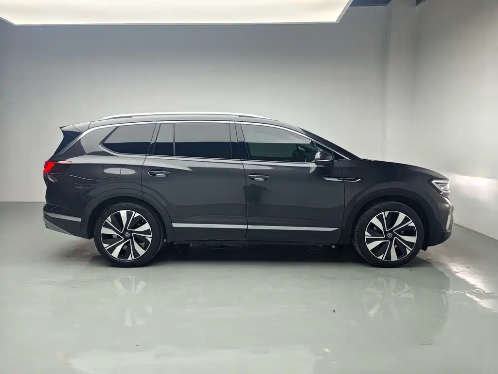 Volkswagen Talagon — миниатюра 4
