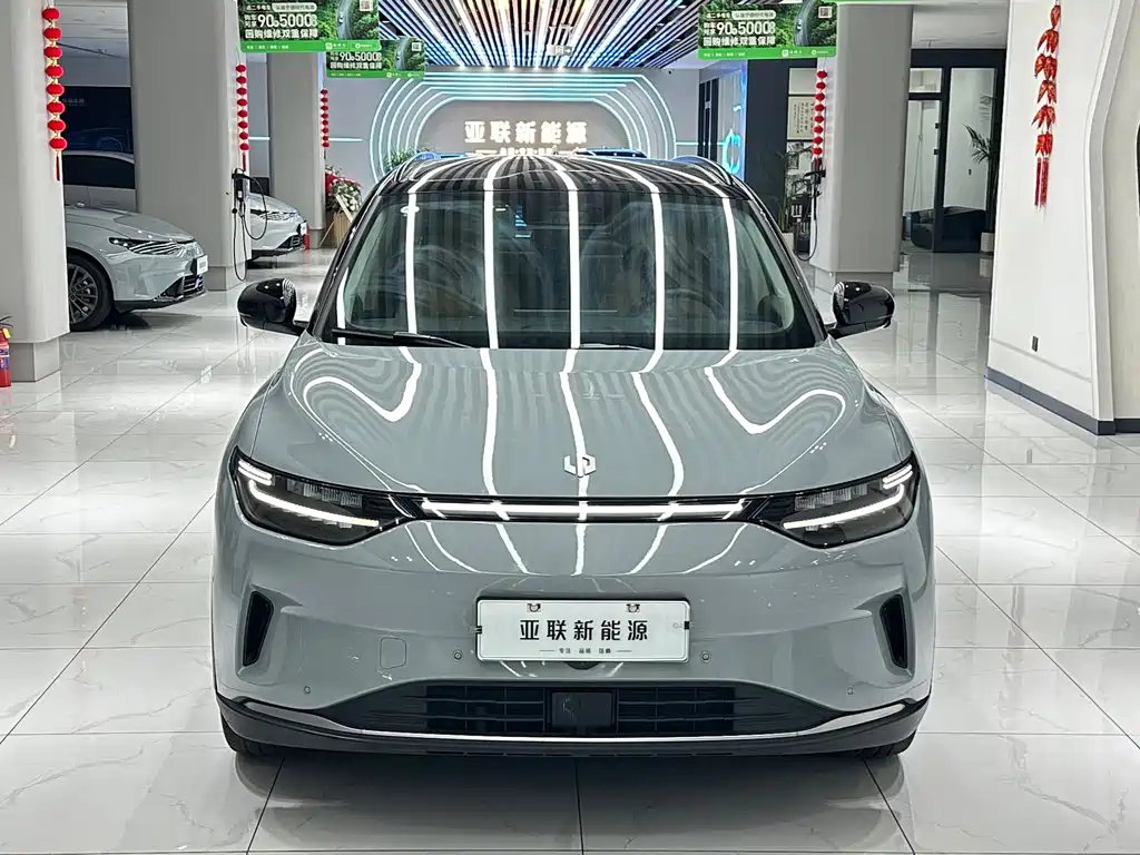 Leapmotor Leapmotor C11 — миниатюра 2