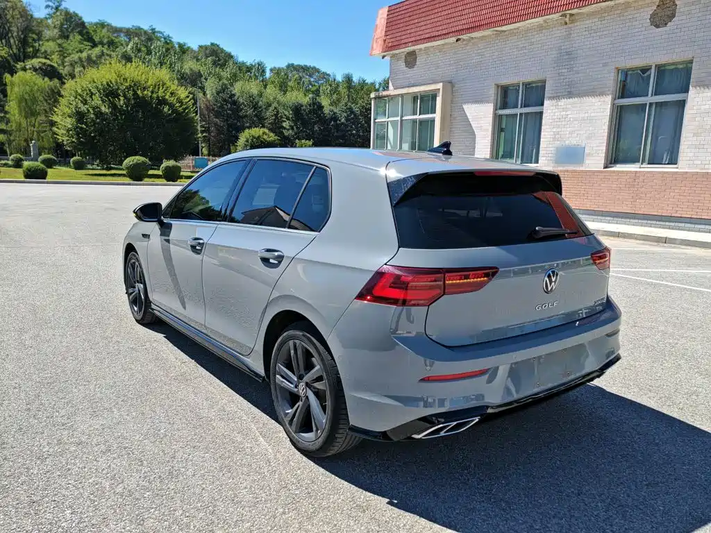 Volkswagen Golf — миниатюра 8