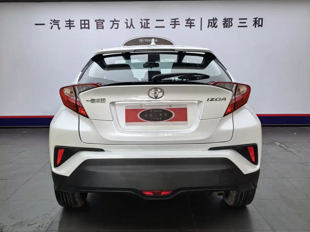 Toyota IZOA — миниатюра 4