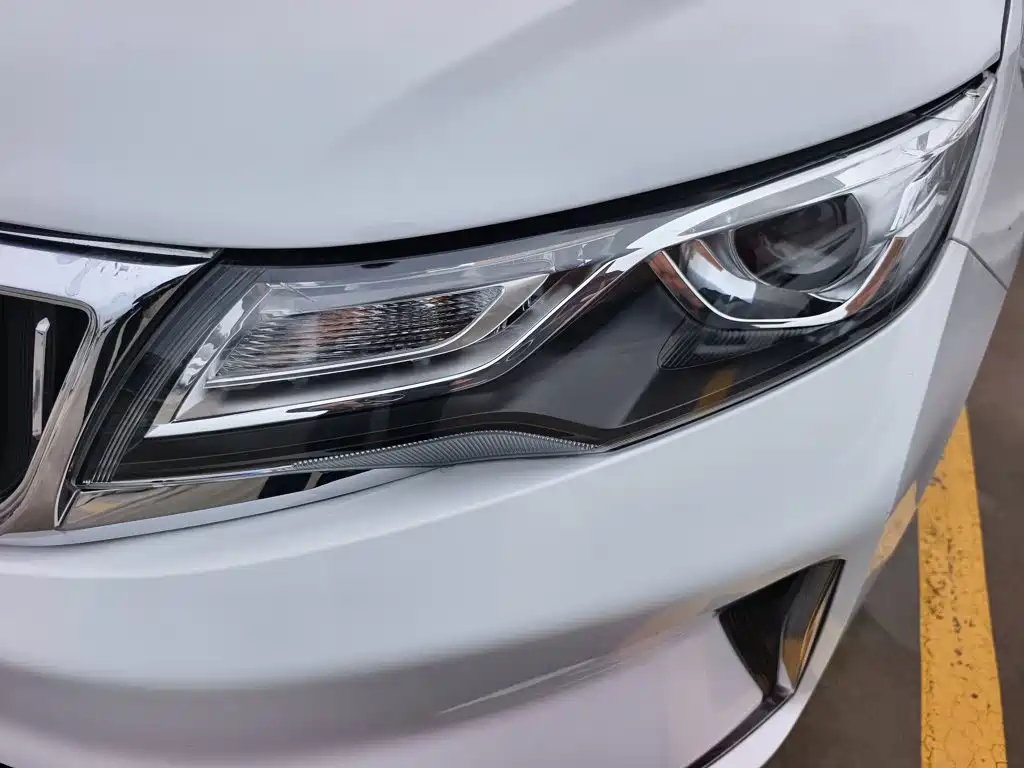 Geely Emgrand GL — миниатюра 3