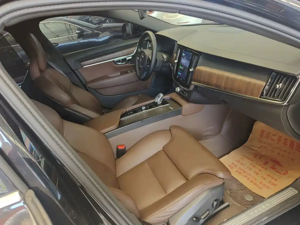 Volvo S90 — миниатюра 14