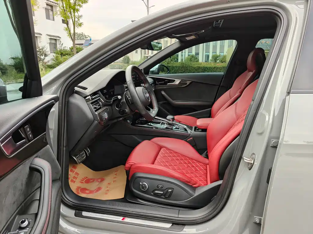 Audi S4 — миниатюра 9