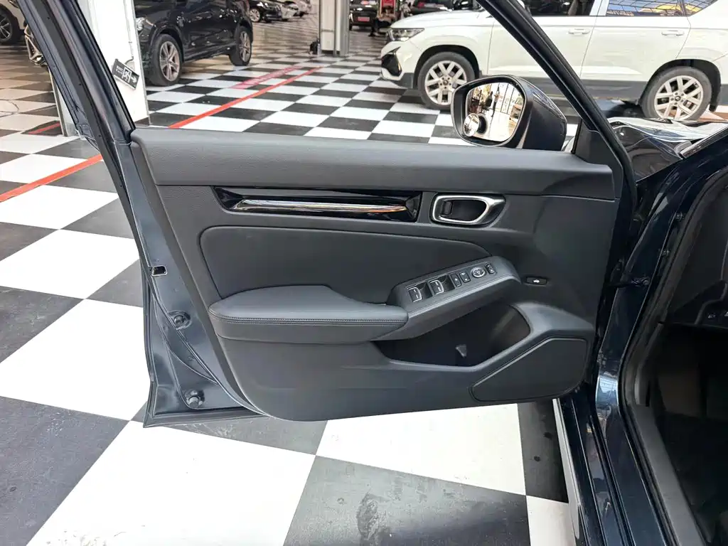 Honda Civic — миниатюра 15