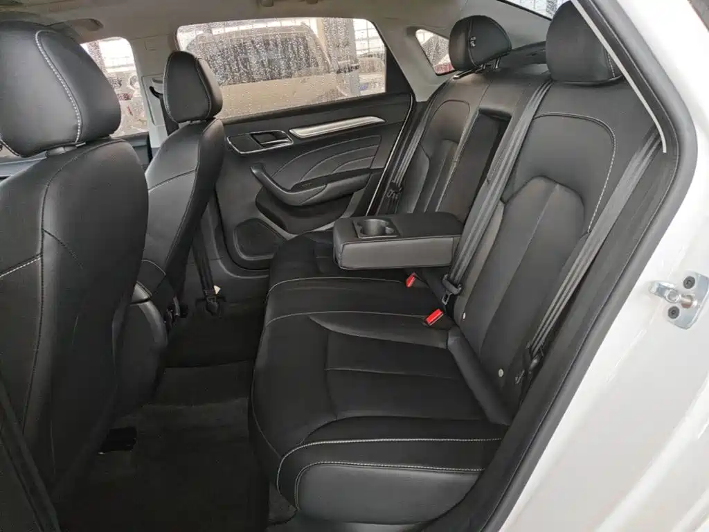 Roewe Roewe i6 Classic — миниатюра 17