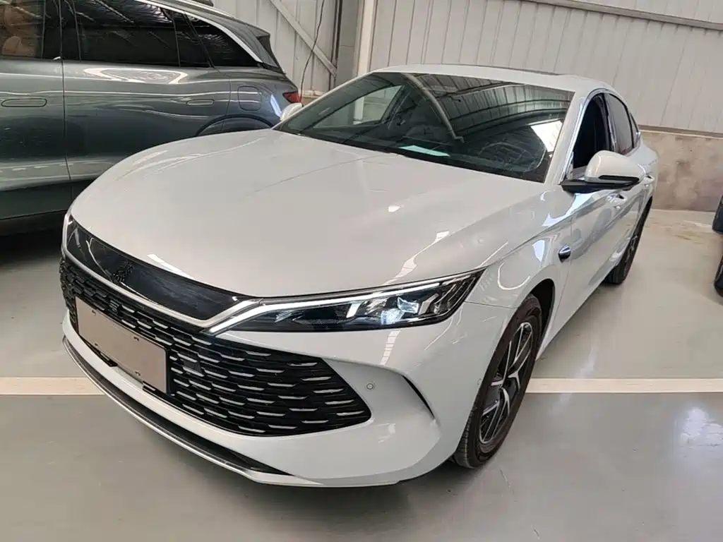 BYD Qin L DM-i Smart Drive 120KM Transcend