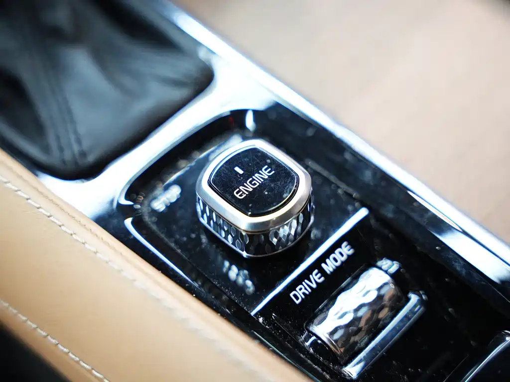 Volvo XC90 — миниатюра 9